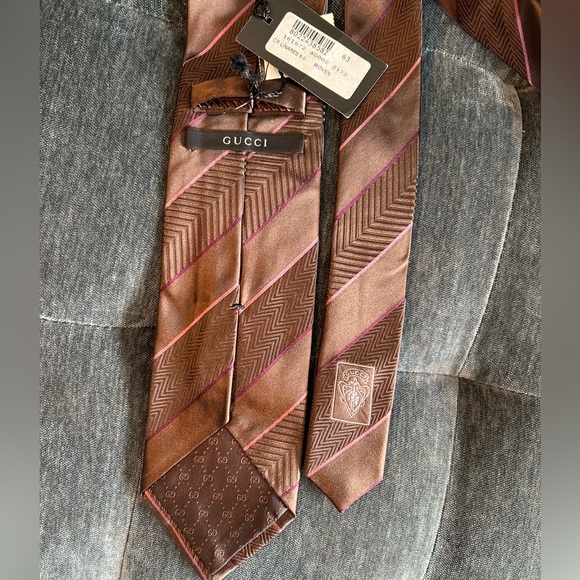 Lot of 4 silk Gucci ties - Picture 6 of 13